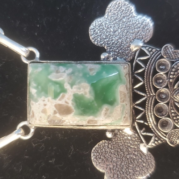 New Variscite and Peridot 925 Silver Necklace. - Picture 5 of 12